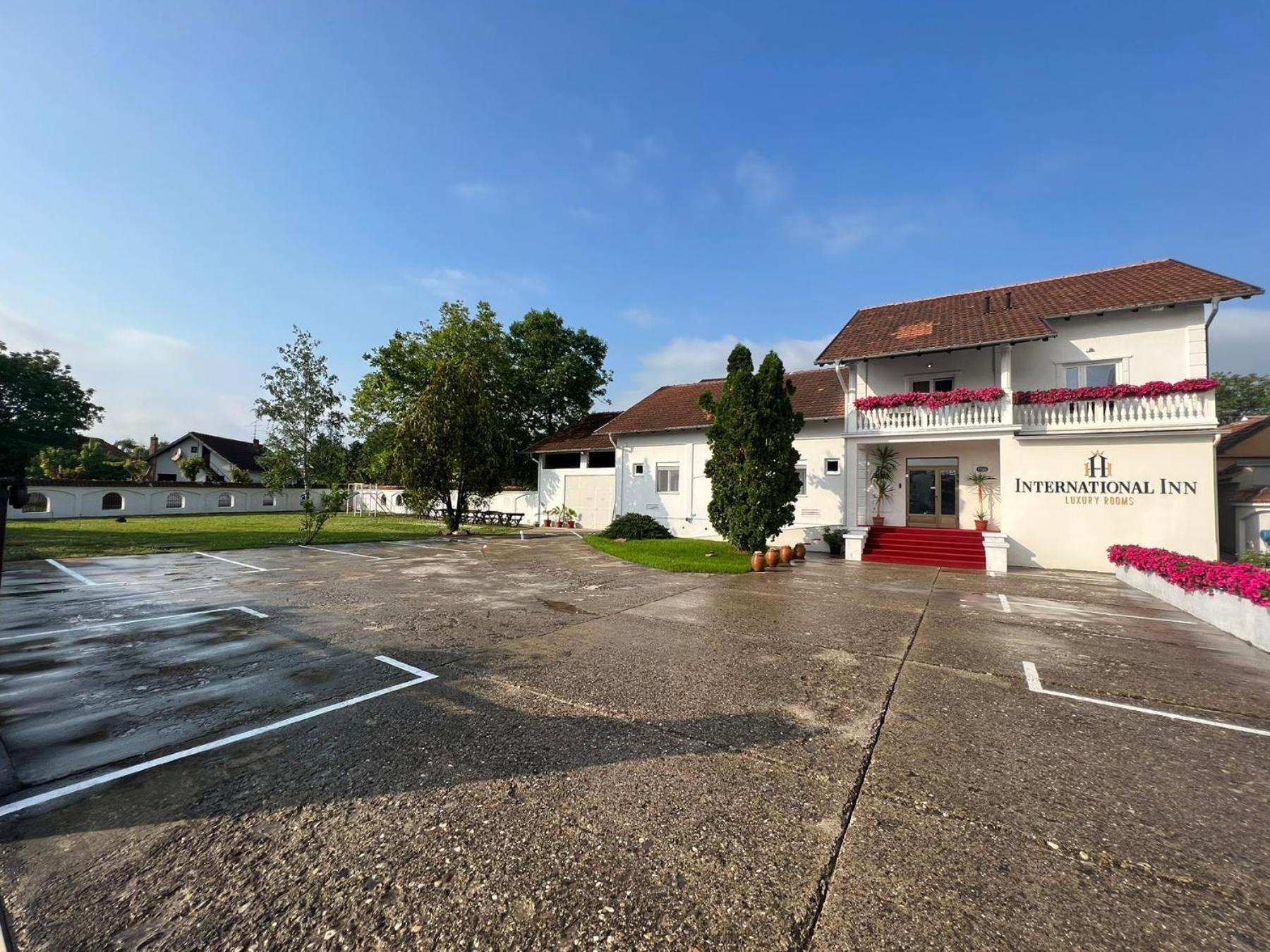 International Inn Paraćin Kültér fotó